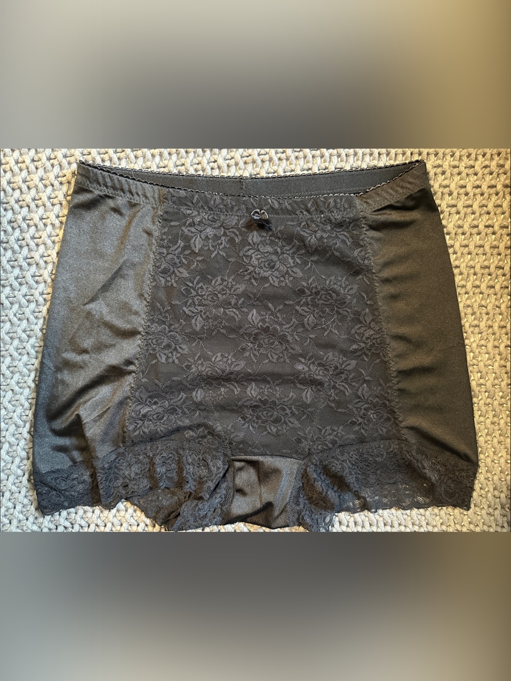 *NWOT* Rhonda Shear Black Lace Trim Slip Short Sz 2X